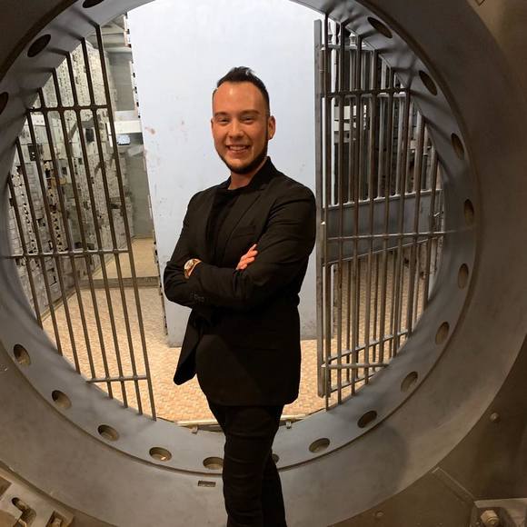 Meet your Posher, Jesse - Picture 1 of 1